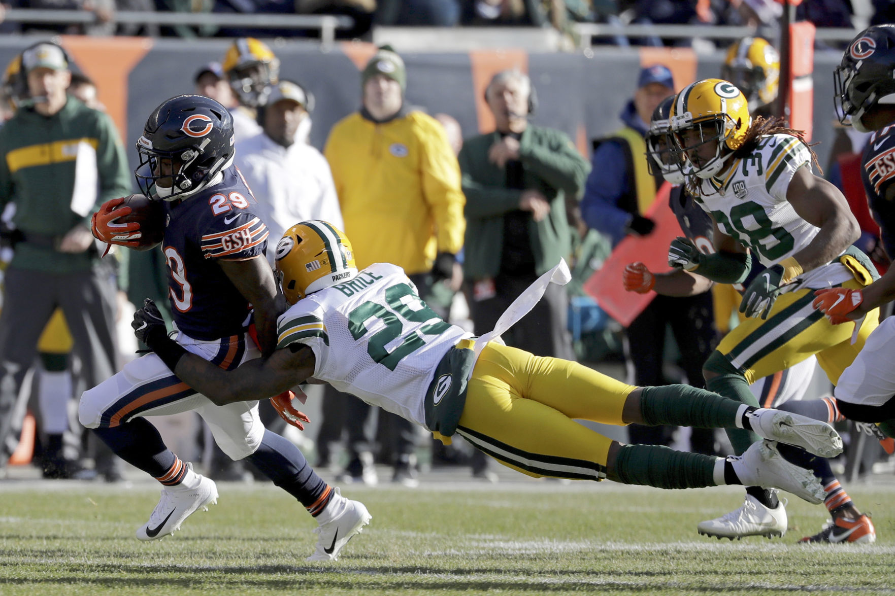Bears 24, Packers 17